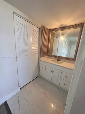 16400 NE 17th Avenue North Miami Beach FL 33162