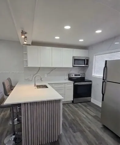 16400 NE 17th Avenue North Miami Beach FL 33162