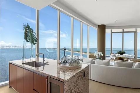 175 SE 25th Road Miami FL 33129