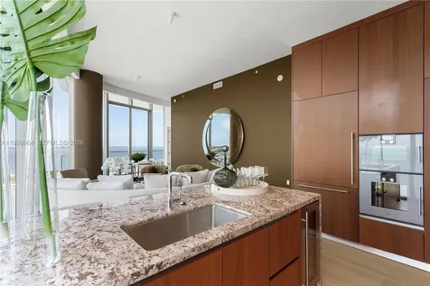 175 SE 25th Road Miami FL 33129