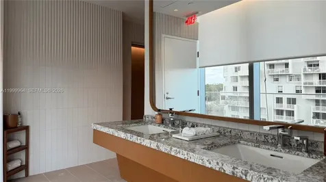 175 SE 25th Road Miami FL 33129