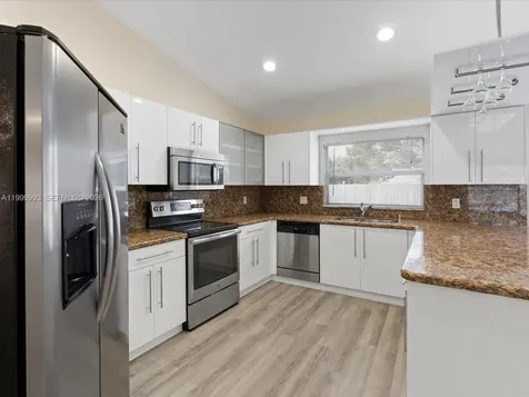 1124 NW 130th Terrace Sunrise FL 33323