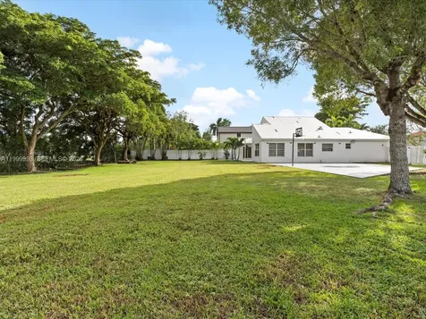 1124 NW 130th Terrace Sunrise FL 33323