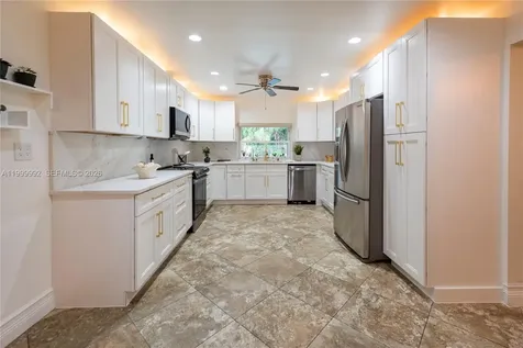 16751 Waters Edge Drive Weston FL 33326