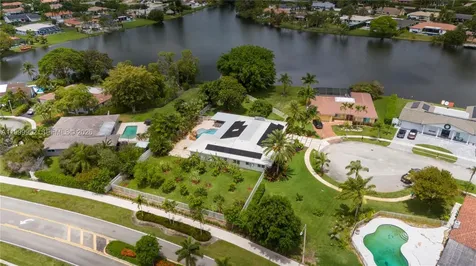 16751 Waters Edge Drive Weston FL 33326