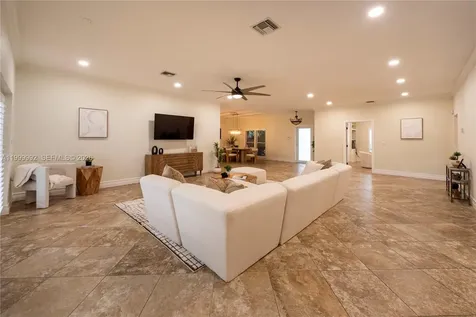 16751 Waters Edge Drive Weston FL 33326
