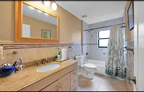 5200 NW 67th Avenue Lauderhill FL 33319