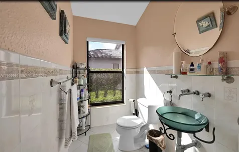 5200 NW 67th Avenue Lauderhill FL 33319