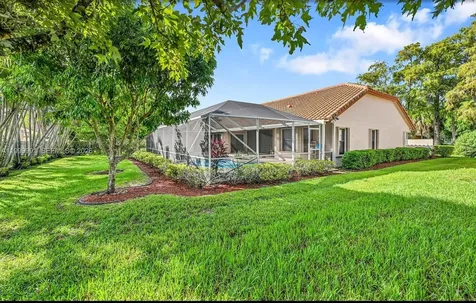 5200 NW 67th Avenue Lauderhill FL 33319