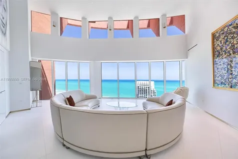300 S Pointe Drive Miami Beach FL 33139