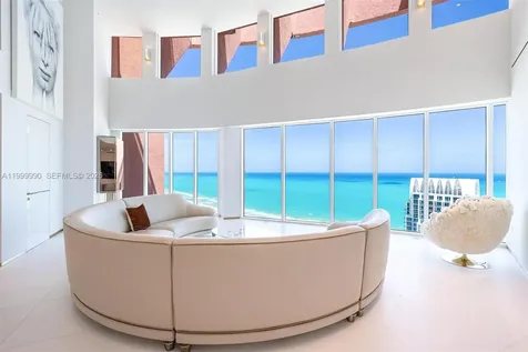 300 S Pointe Drive Miami Beach FL 33139