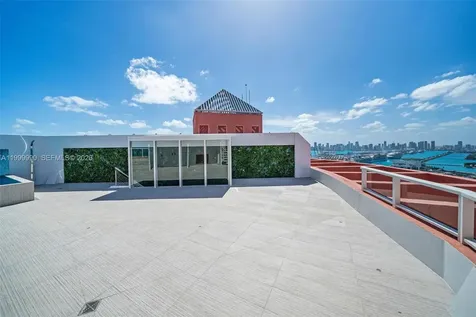 300 S Pointe Drive Miami Beach FL 33139