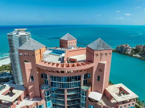 300 S Pointe Drive Miami Beach FL 33139