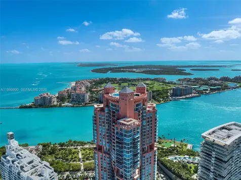 300 S Pointe Drive Miami Beach FL 33139