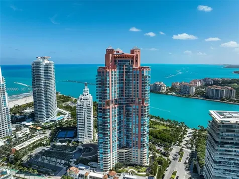 300 S Pointe Drive Miami Beach FL 33139