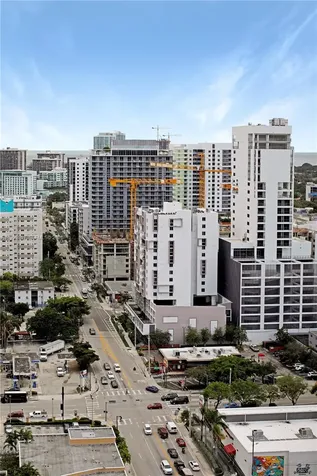 185 SW 7th Street Miami FL 33130