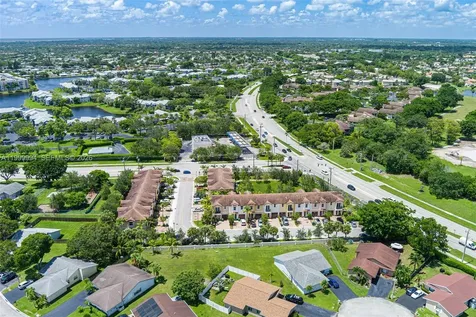7665 NW 88 Terrace Tamarac FL 33321