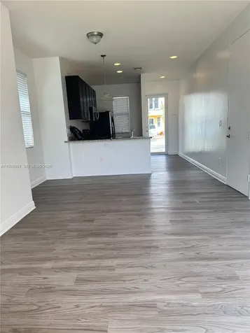 7665 NW 88 Terrace Tamarac FL 33321