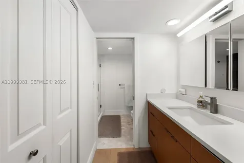 1915 Brickell Avenue Miami FL 33129