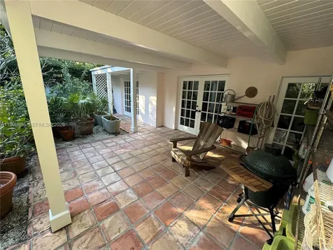 4134 Ventura Avenue Miami FL 33133