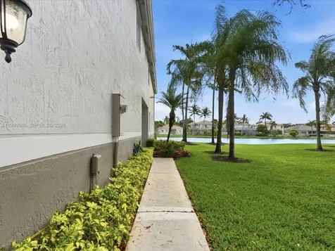 3776 San Simeon Circle Weston FL 33331