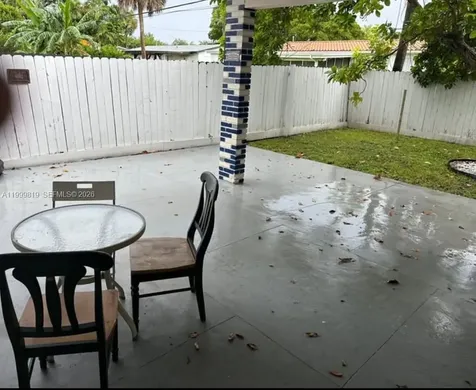 9021 SW 30th Terrace Miami FL 33165