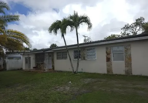 9021 SW 30th Terrace Miami FL 33165