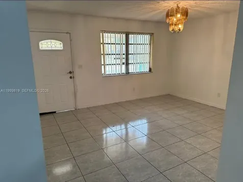 9021 SW 30th Terrace Miami FL 33165