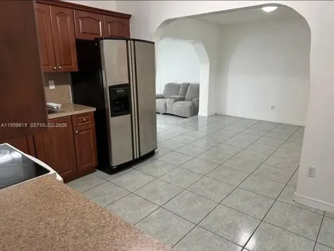 9021 SW 30th Terrace Miami FL 33165