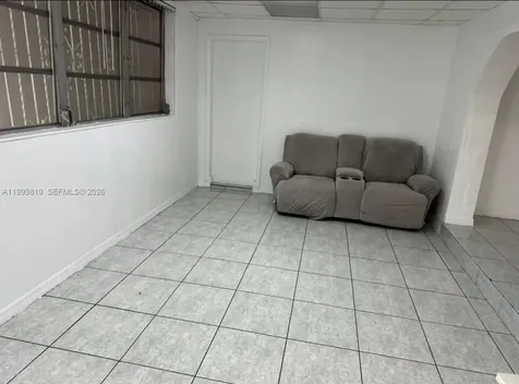 9021 SW 30th Terrace Miami FL 33165
