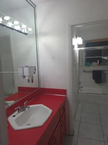 9021 SW 30th Terrace Miami FL 33165