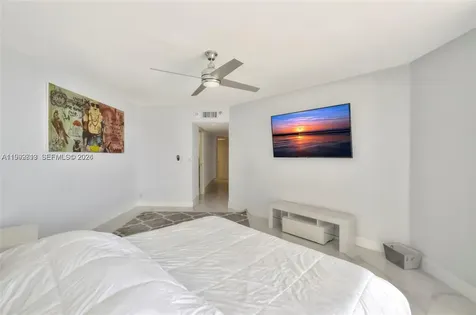 16425 Collins Avenue Sunny Isles Beach FL 33160
