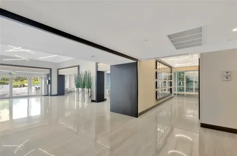 16425 Collins Avenue Sunny Isles Beach FL 33160