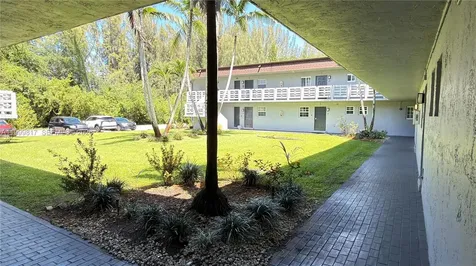403 SW 148th Avenue Pembroke Pines FL 33027