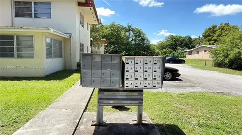403 SW 148th Avenue Pembroke Pines FL 33027