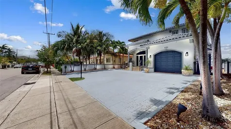 1131 Stillwater Drive Miami Beach FL 33141