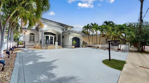 1131 Stillwater Drive Miami Beach FL 33141