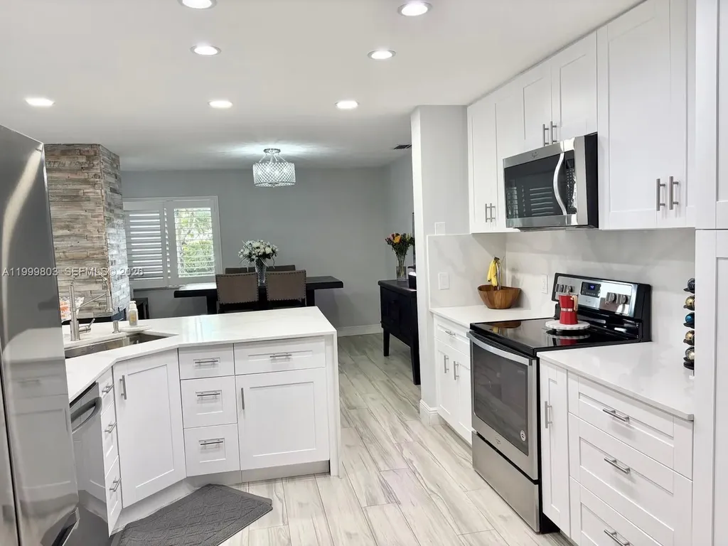 6728 Boca Pines Trail Boca Raton FL 33433
