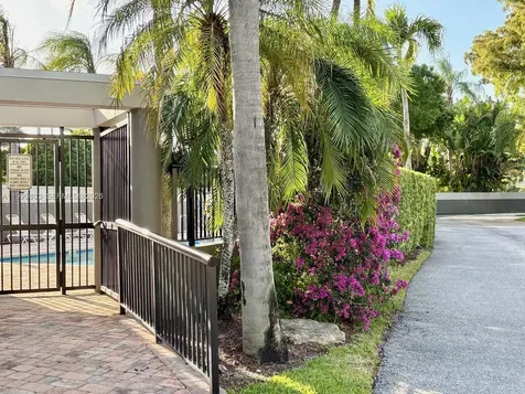 6728 Boca Pines Trail Boca Raton FL 33433