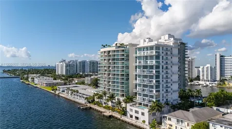 7935 East Drive North Bay Village FL 33141