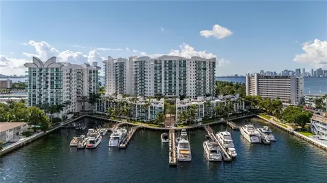 7935 East Drive North Bay Village FL 33141