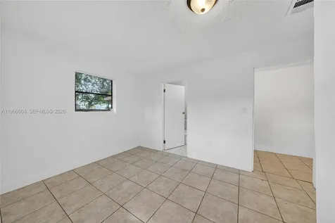 762 NE 131st Street North Miami FL 33161