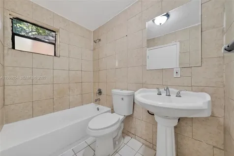 762 NE 131st Street North Miami FL 33161