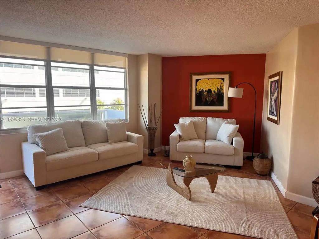 3725 S Ocean Drive Hollywood FL 33019