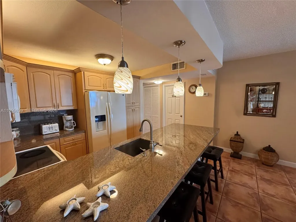 3725 S Ocean Drive Hollywood FL 33019