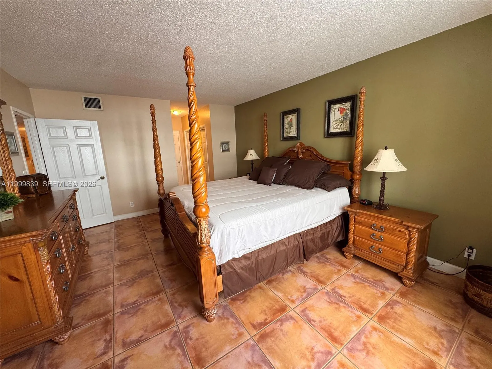 3725 S Ocean Drive Hollywood FL 33019
