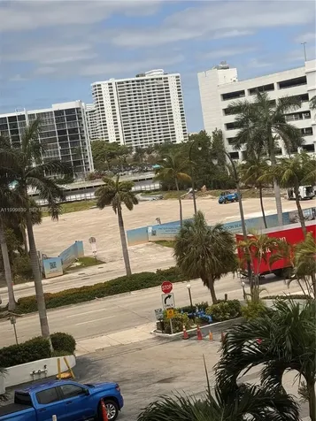 3725 S Ocean Drive Hollywood FL 33019