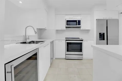 5757 Collins Avenue Miami Beach FL 33140