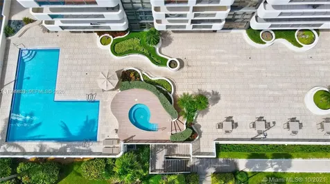 5757 Collins Avenue Miami Beach FL 33140