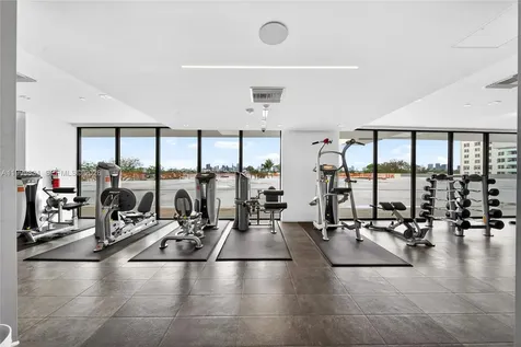 9 Island Avenue Miami Beach FL 33139